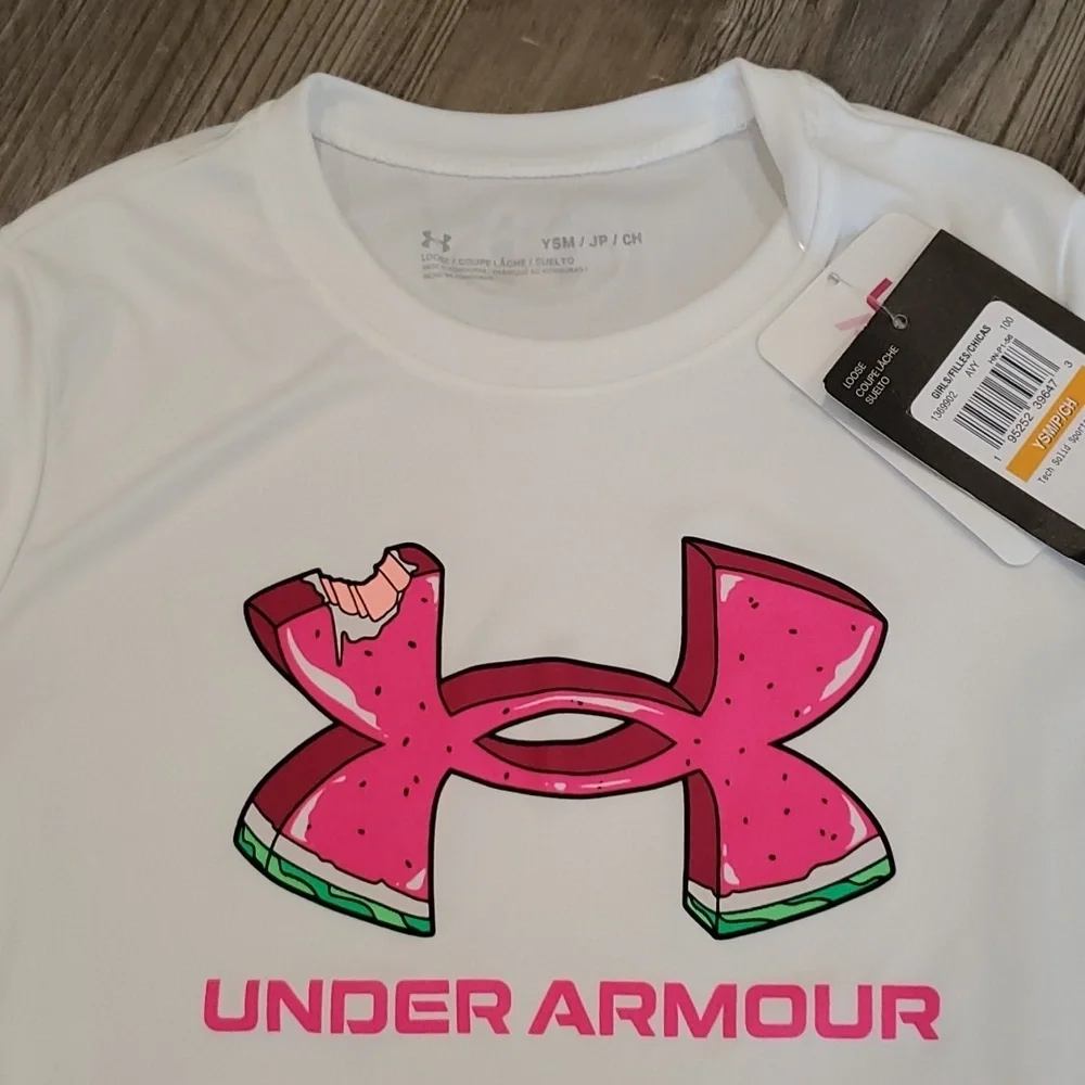 Under Armour T-Shirt & Capri/Joggers Matching Set Size Small